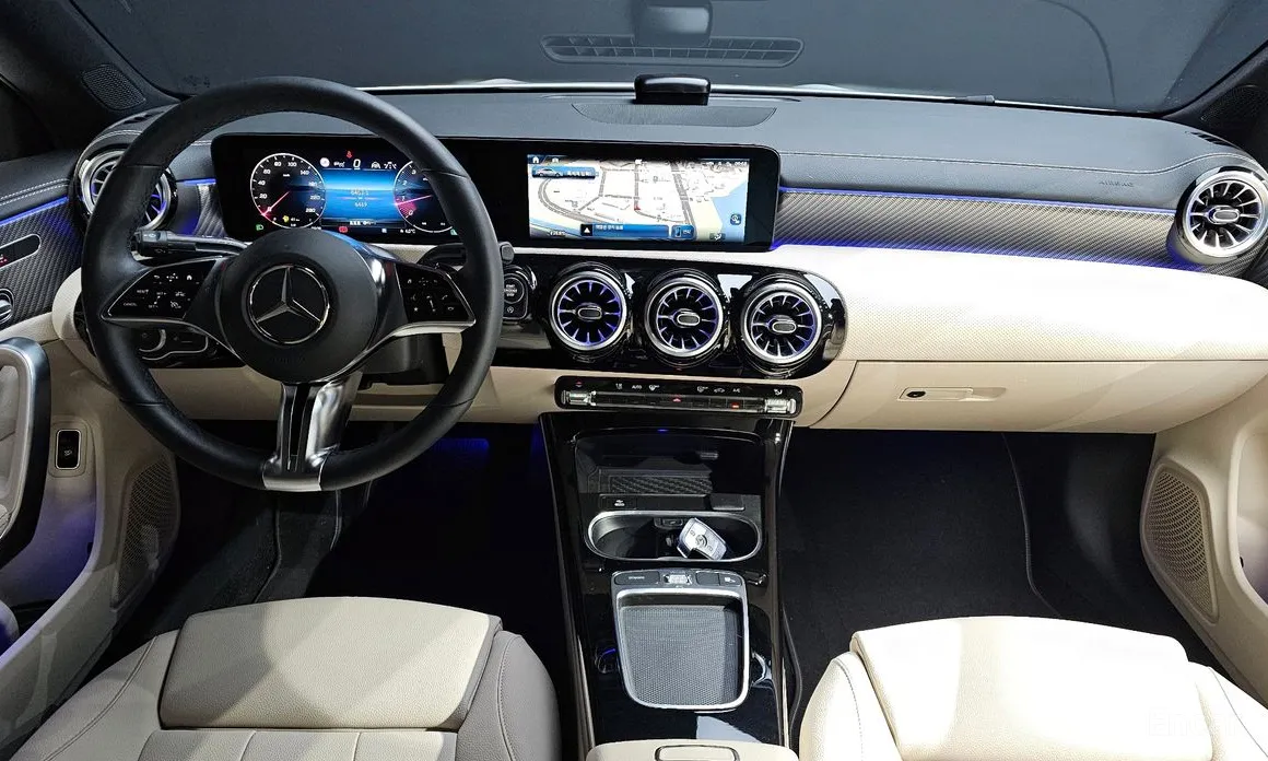 Фото 7 - Mercedes-Benz CLA-Class