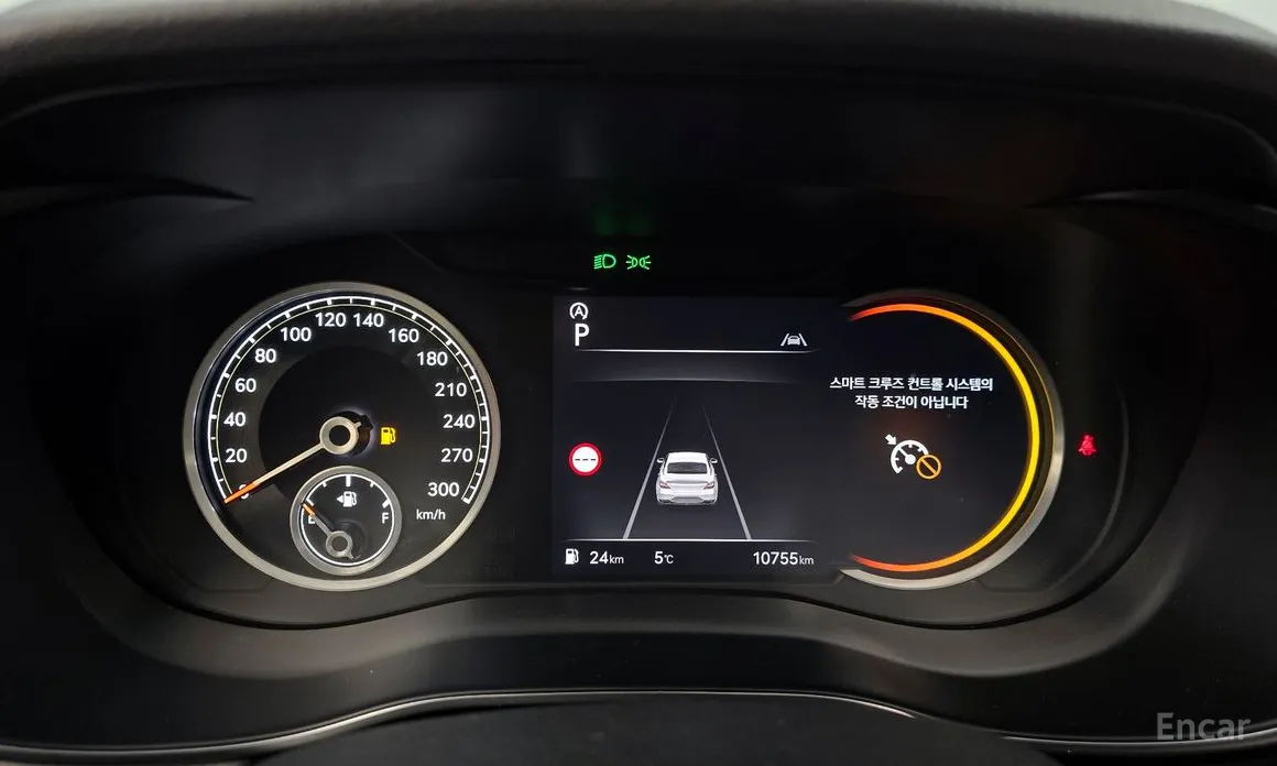 Photo 8 - Genesis G70