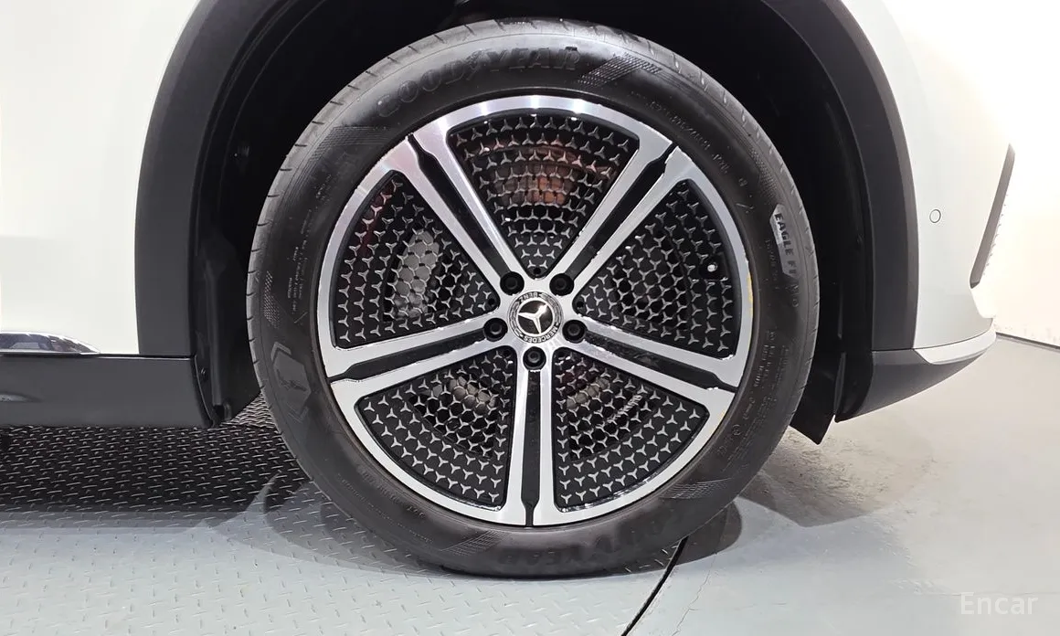 Фото 5 - Mercedes-Benz EQS