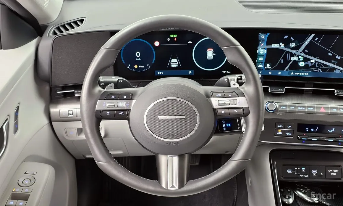 Фото 13 - Hyundai Kona