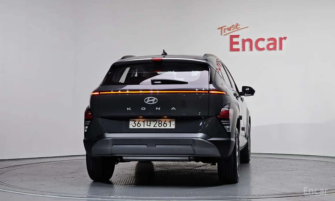 Фото 4 - Hyundai Kona