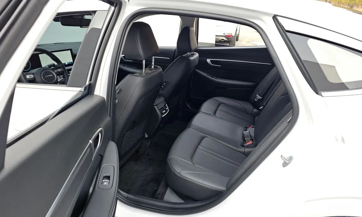 Фото 12 - Hyundai Sonata