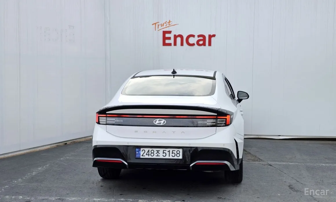 Фото 4 - Hyundai Sonata