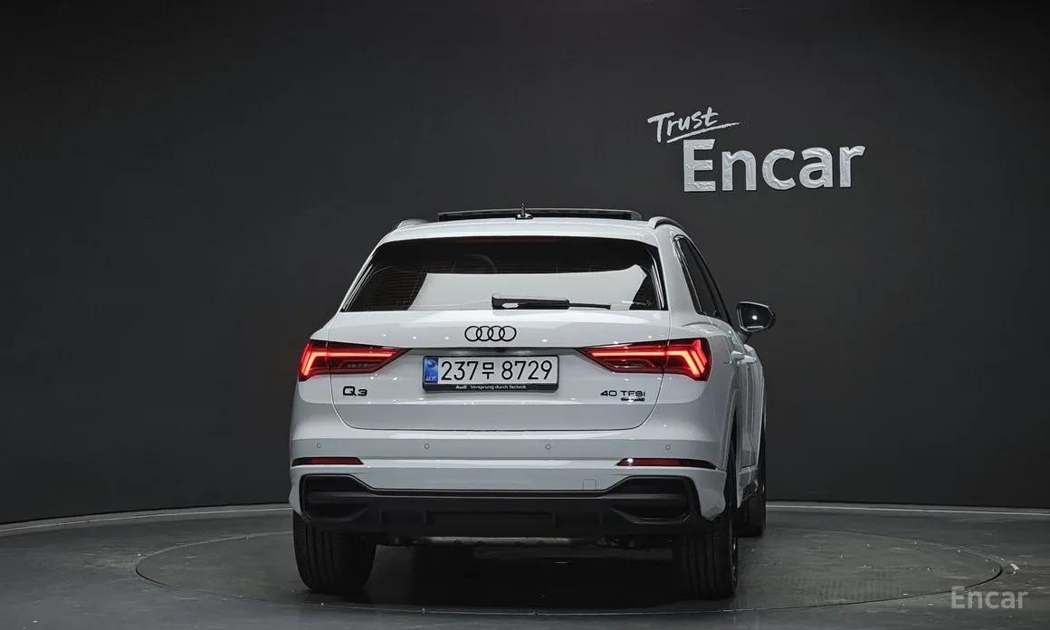 Фото 4 - Audi Q3