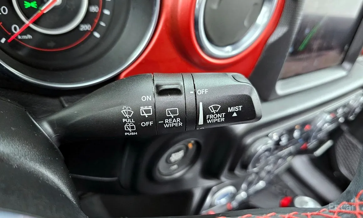 Фото 18 - Jeep Wrangler