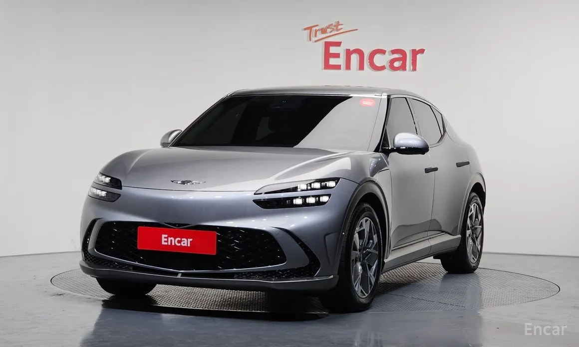 Фото 1 - Genesis GV60