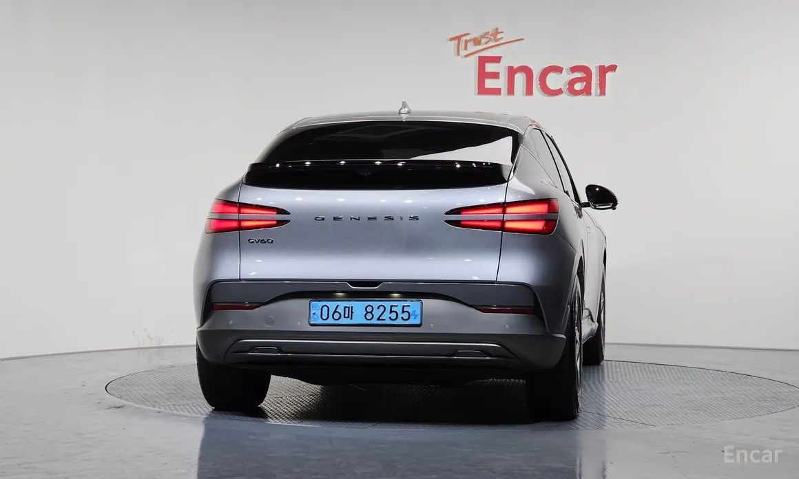 Фото 4 - Genesis GV60