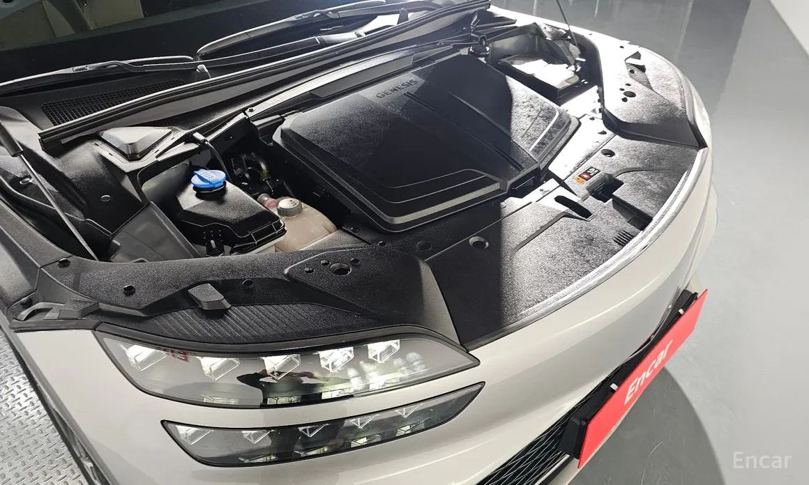 Фото 6 - Genesis GV60