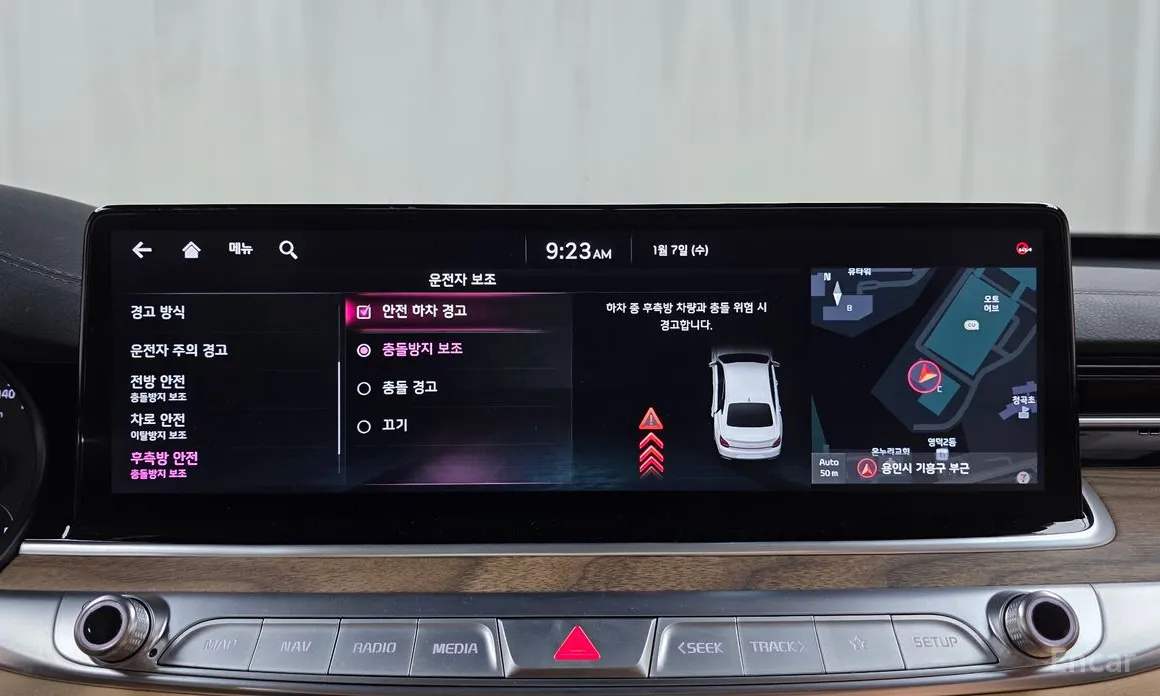 Фото 16 - Kia K9