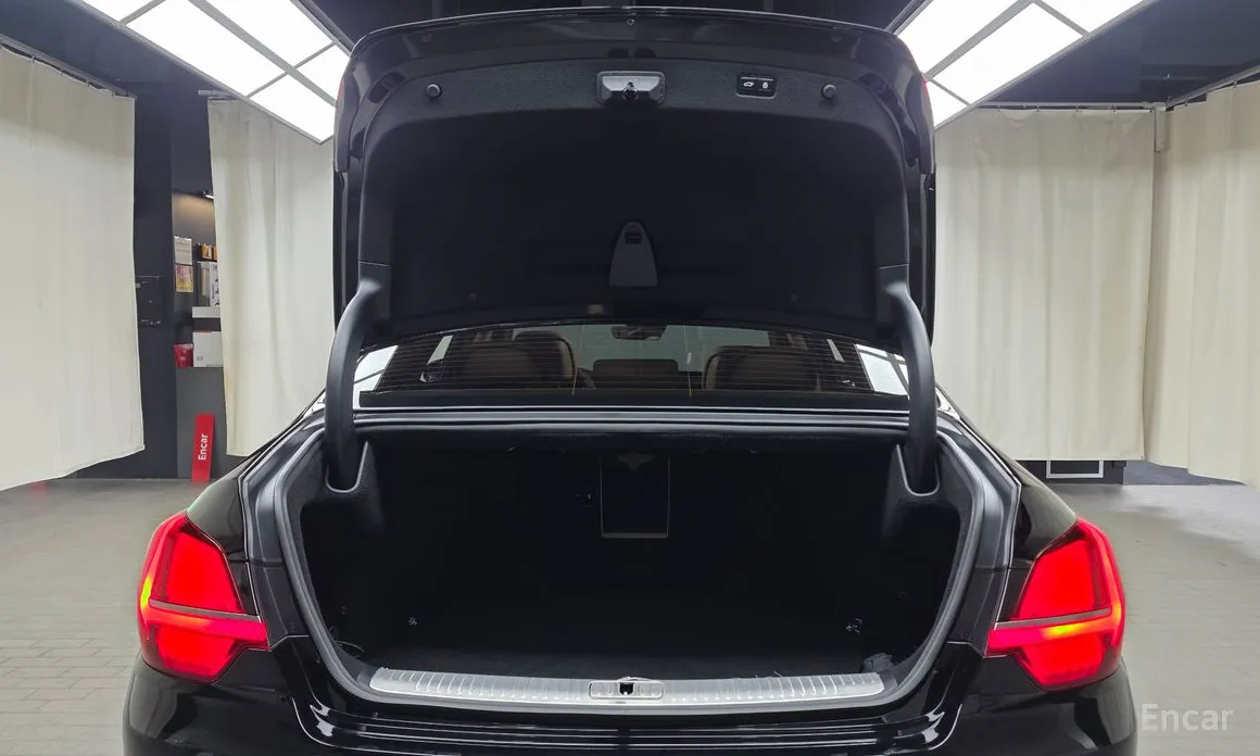 Фото 20 - Kia K9