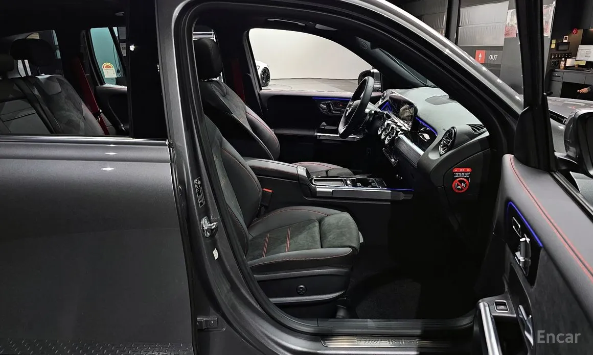 Фото 10 - Mercedes-Benz GLB-Class