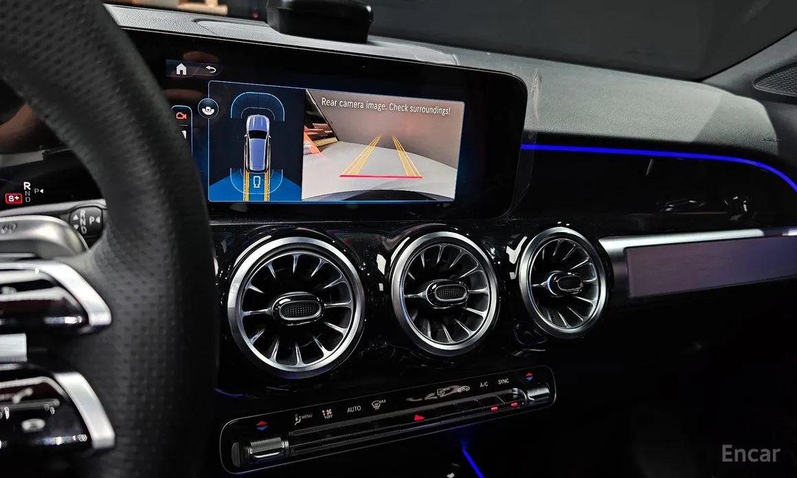 Фото 15 - Mercedes-Benz GLB-Class