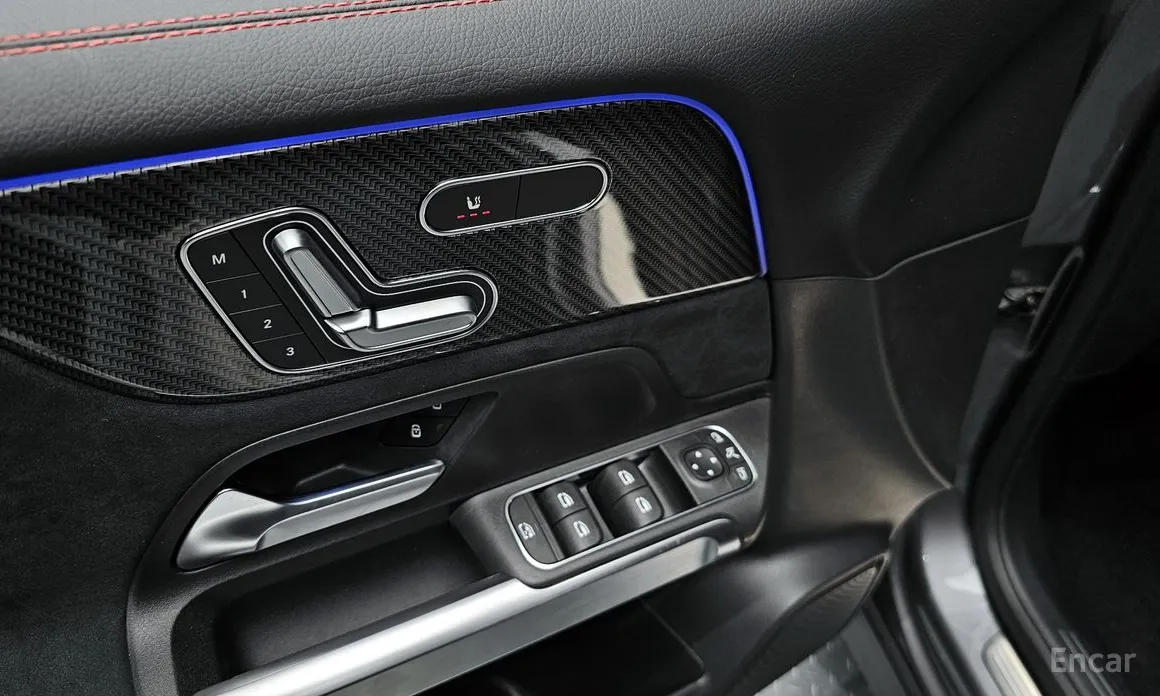 Фото 17 - Mercedes-Benz GLB-Class