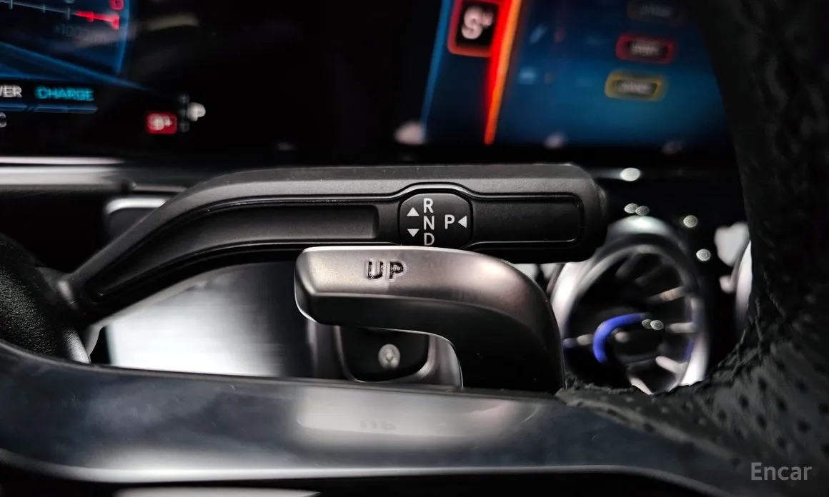 Фото 9 - Mercedes-Benz GLB-Class