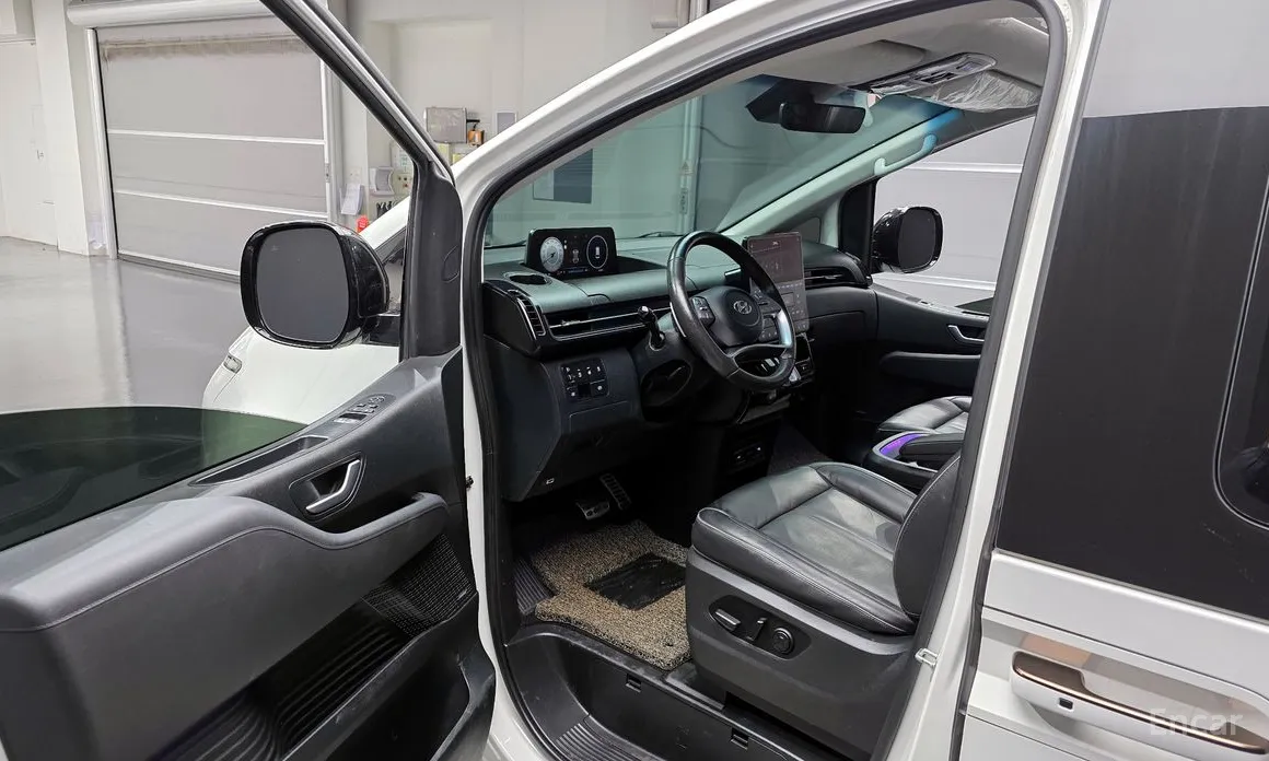 Фото 10 - Hyundai Staria