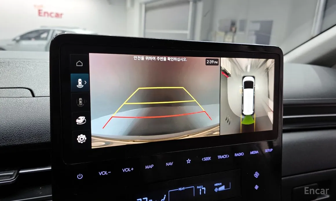 Фото 16 - Hyundai Staria