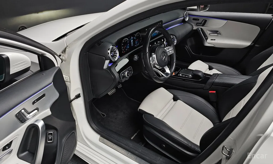 Фото 11 - Mercedes-Benz A-Class