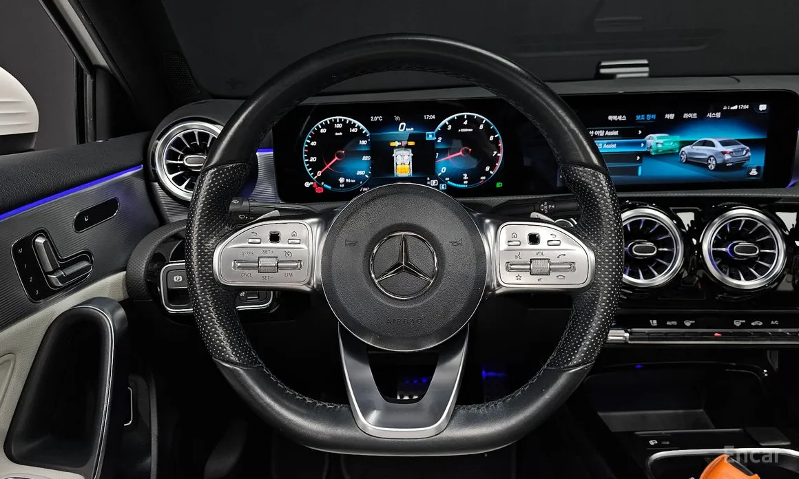 Фото 13 - Mercedes-Benz A-Class