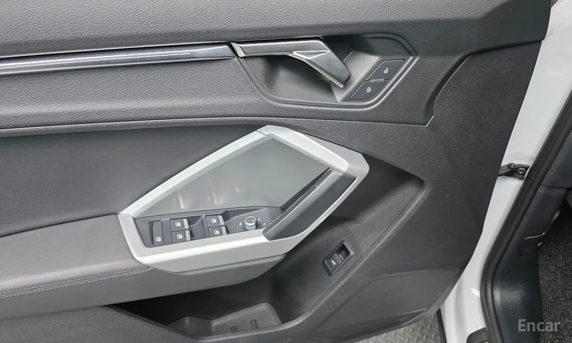 Фото 13 - Audi Q3