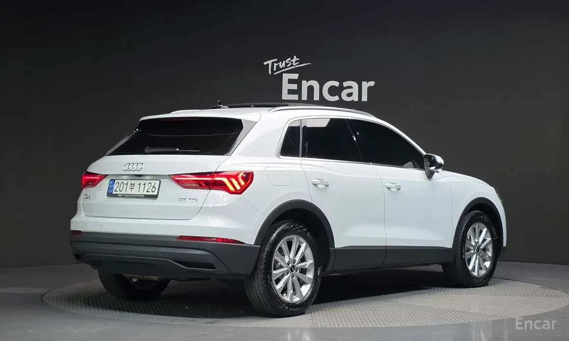 Фото 2 - Audi Q3