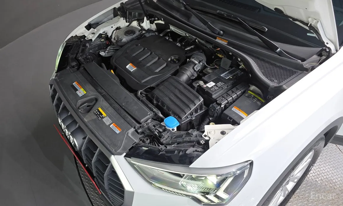 Фото 6 - Audi Q3