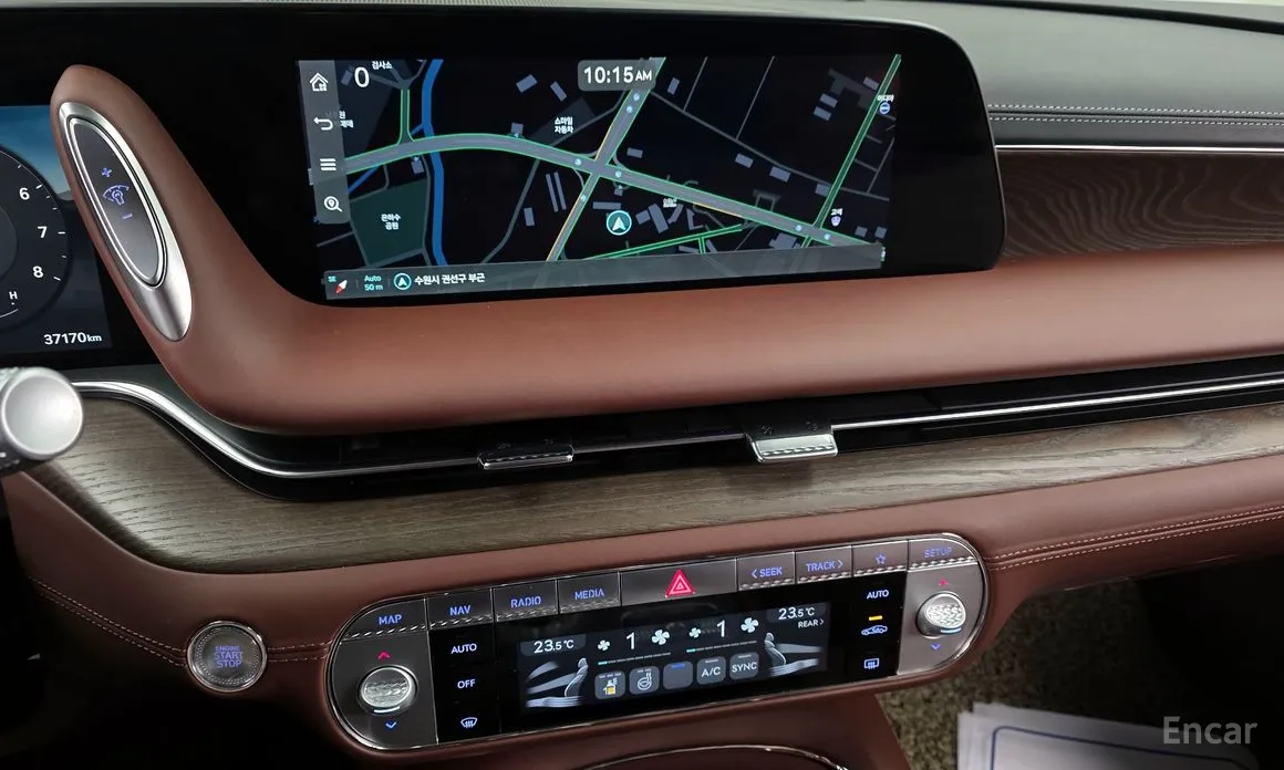 Фото 14 - Genesis G90