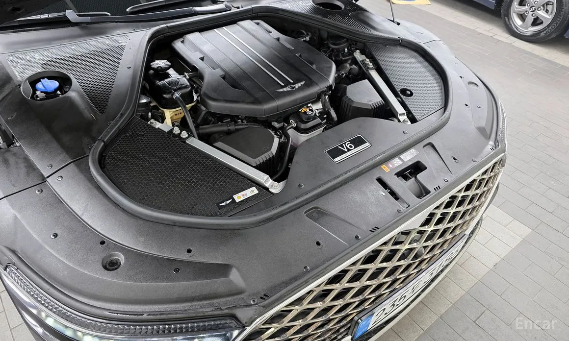 Фото 6 - Genesis G90