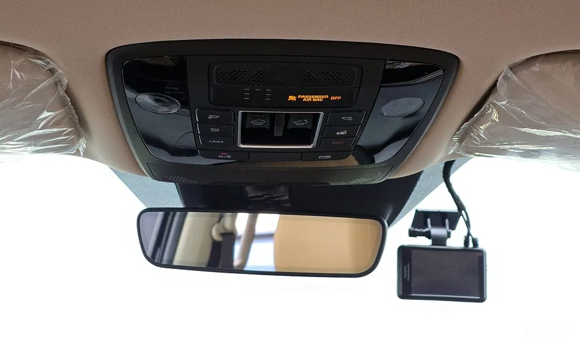 Фото 17 - Kia Carnival