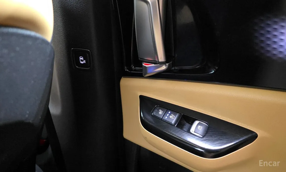 Фото 19 - Kia Carnival