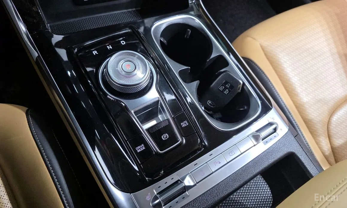 Фото 9 - Kia Carnival