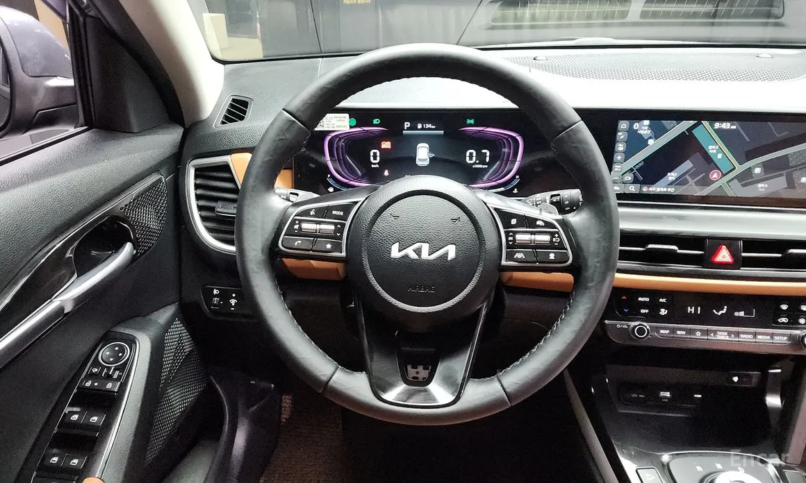 Фото 13 - Kia Seltos