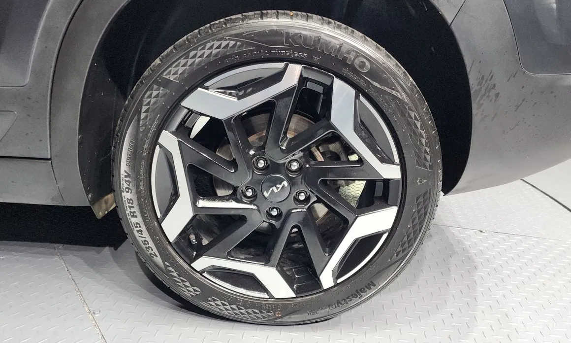 Фото 5 - Kia Seltos