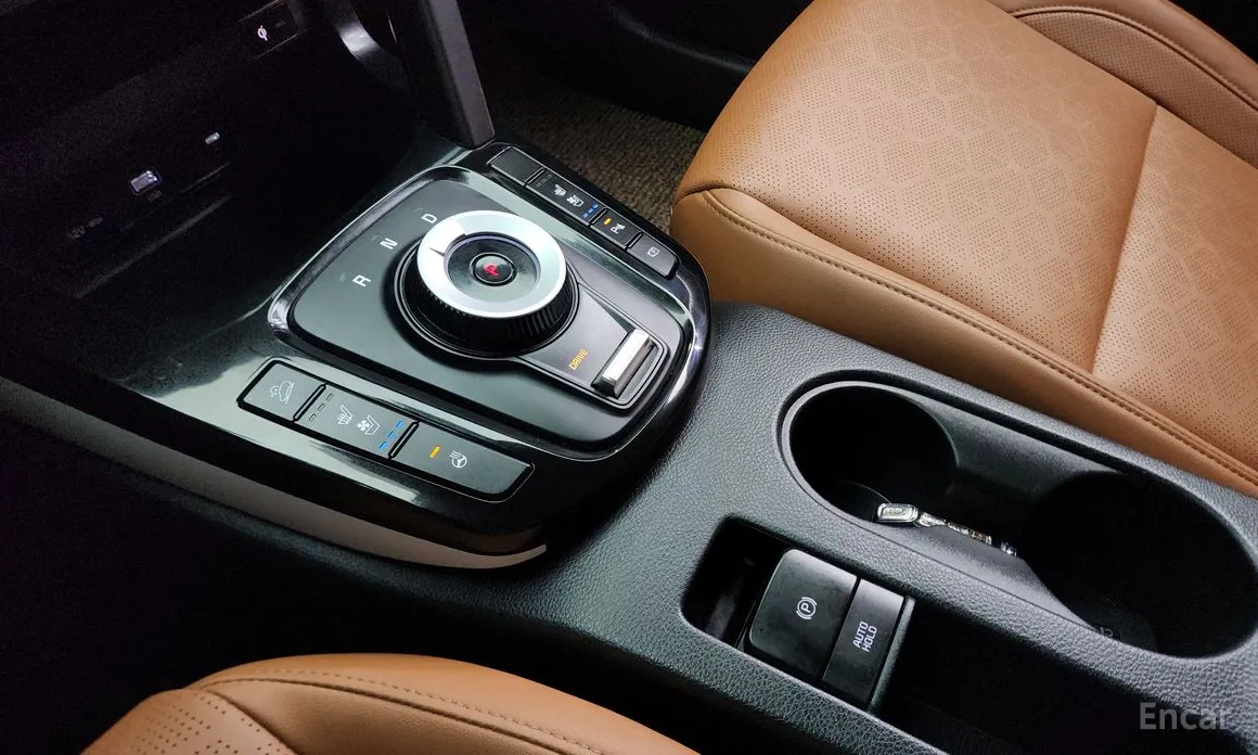 Фото 9 - Kia Seltos