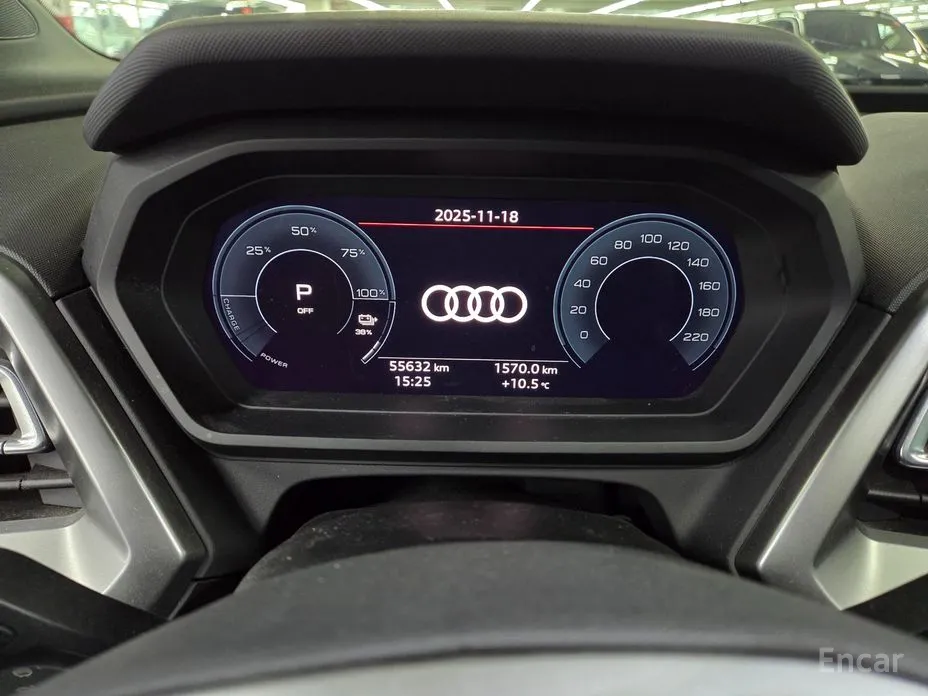 Фото 6 - Audi Q4 e-tron