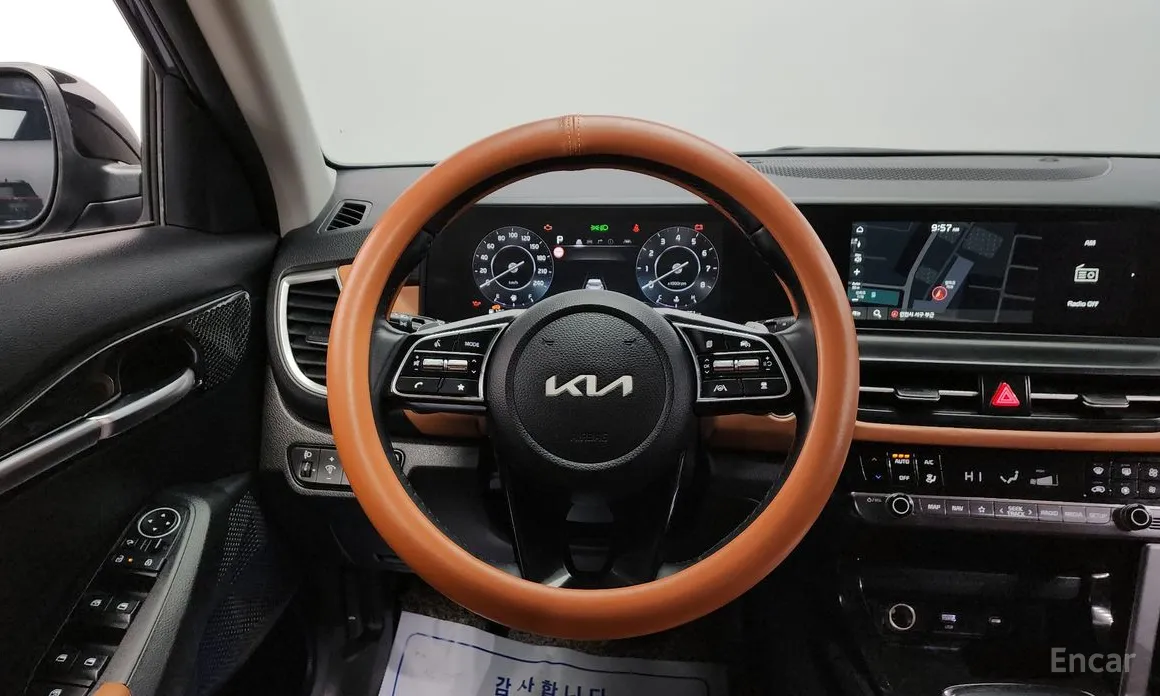 Фото 13 - Kia Seltos