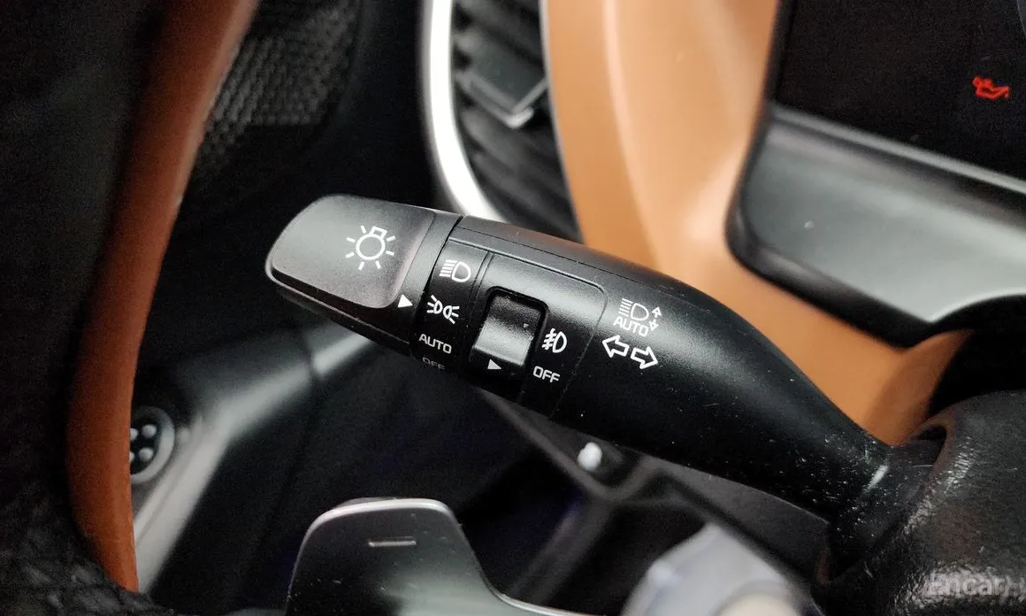 Фото 17 - Kia Seltos