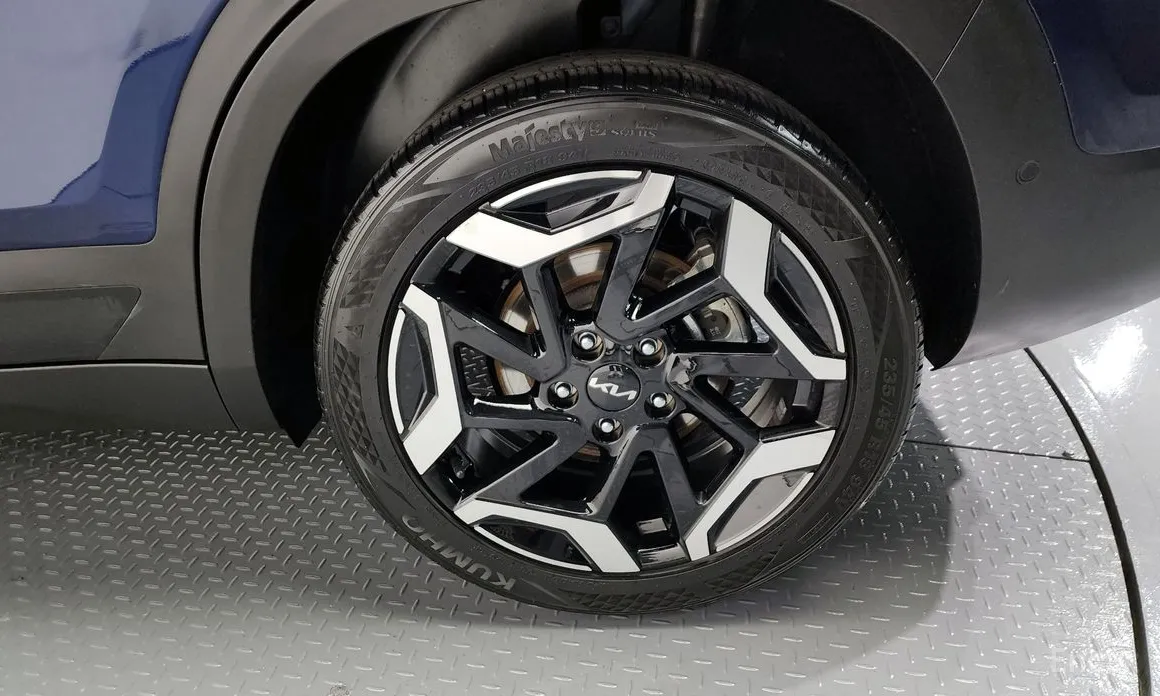 Фото 5 - Kia Seltos