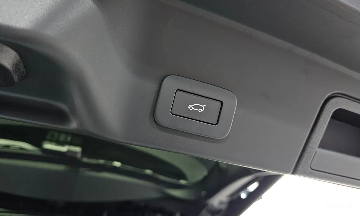 Фото 19 - Land Rover Range Rover Evoque