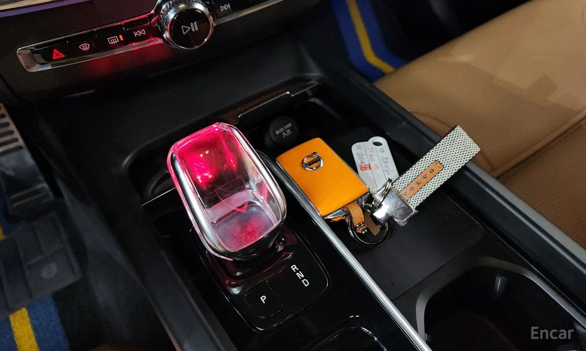 Фото 9 - Volvo XC60