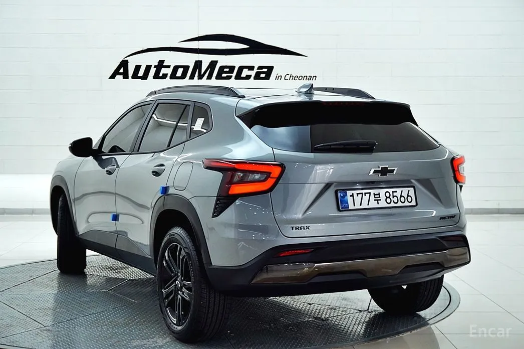 Фото 3 - Chevrolet Trax