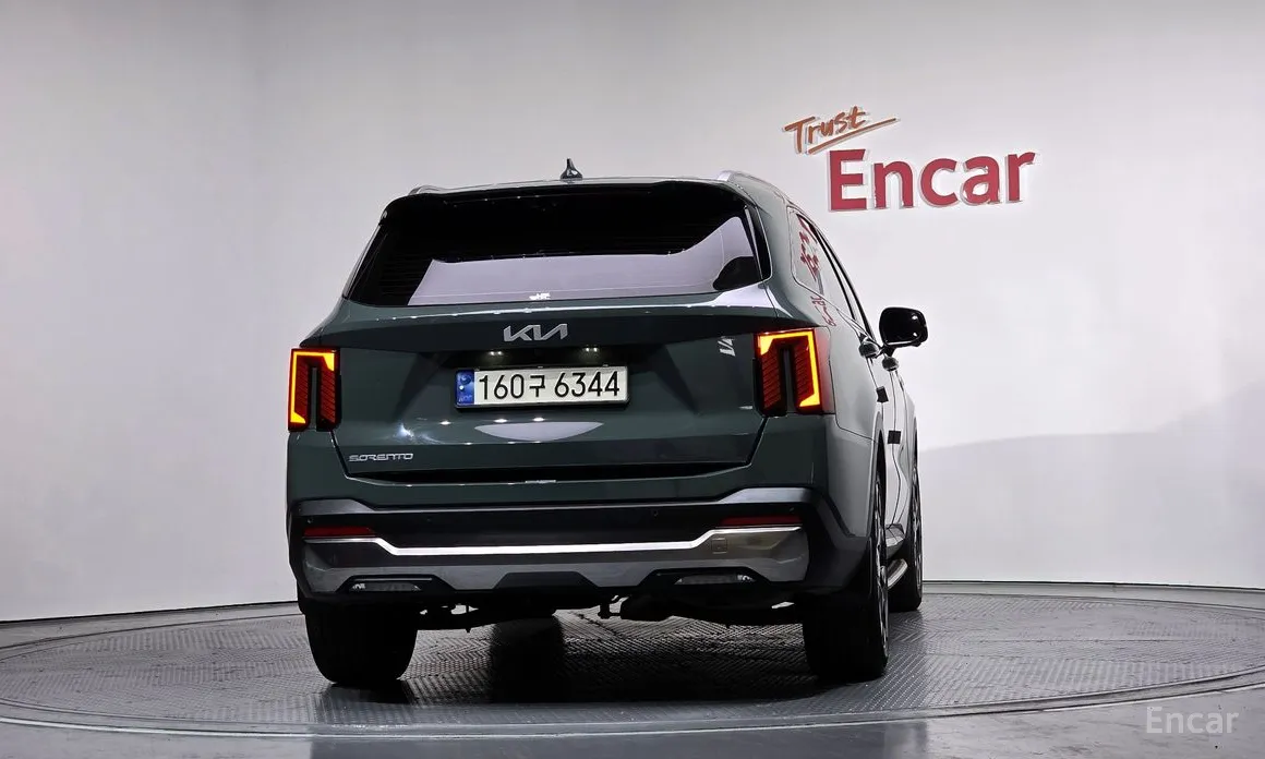 Фото 4 - Kia Sorento