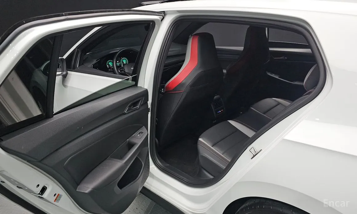 Фото 12 - Volkswagen Golf