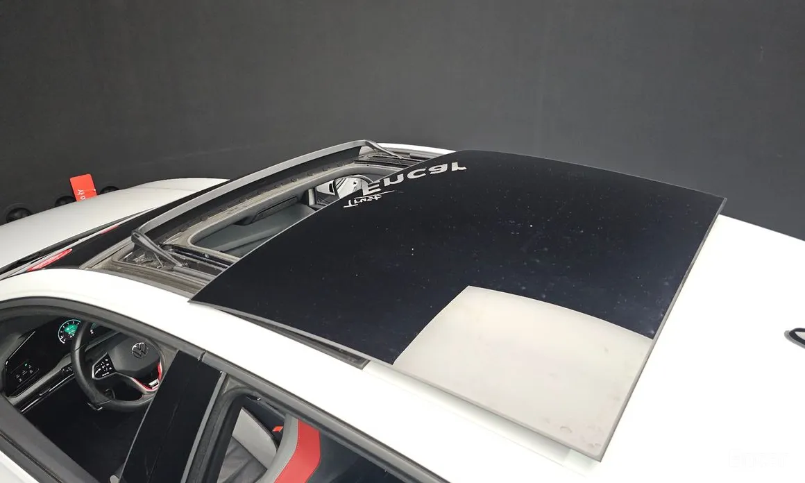 Фото 19 - Volkswagen Golf