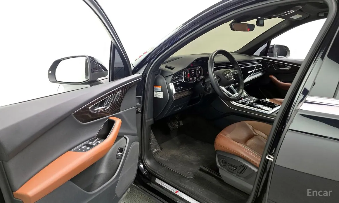 Фото 10 - Audi Q7