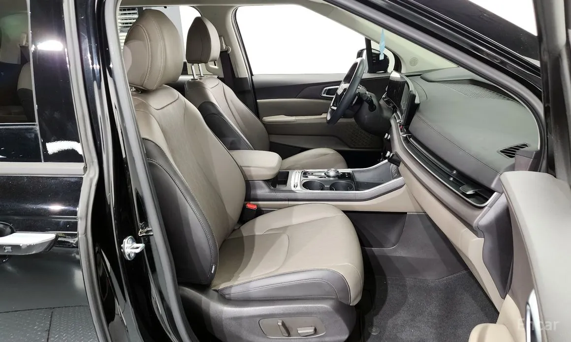 Фото 11 - Kia Carnival