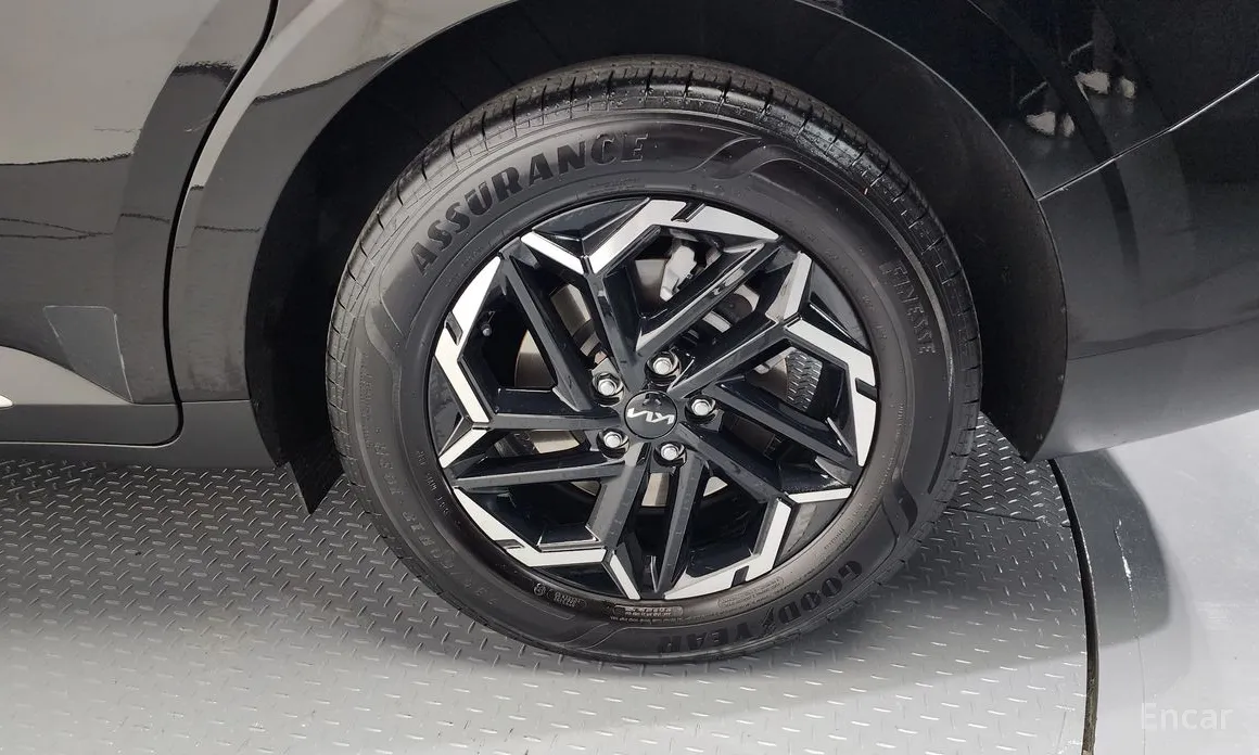 Фото 5 - Kia Carnival