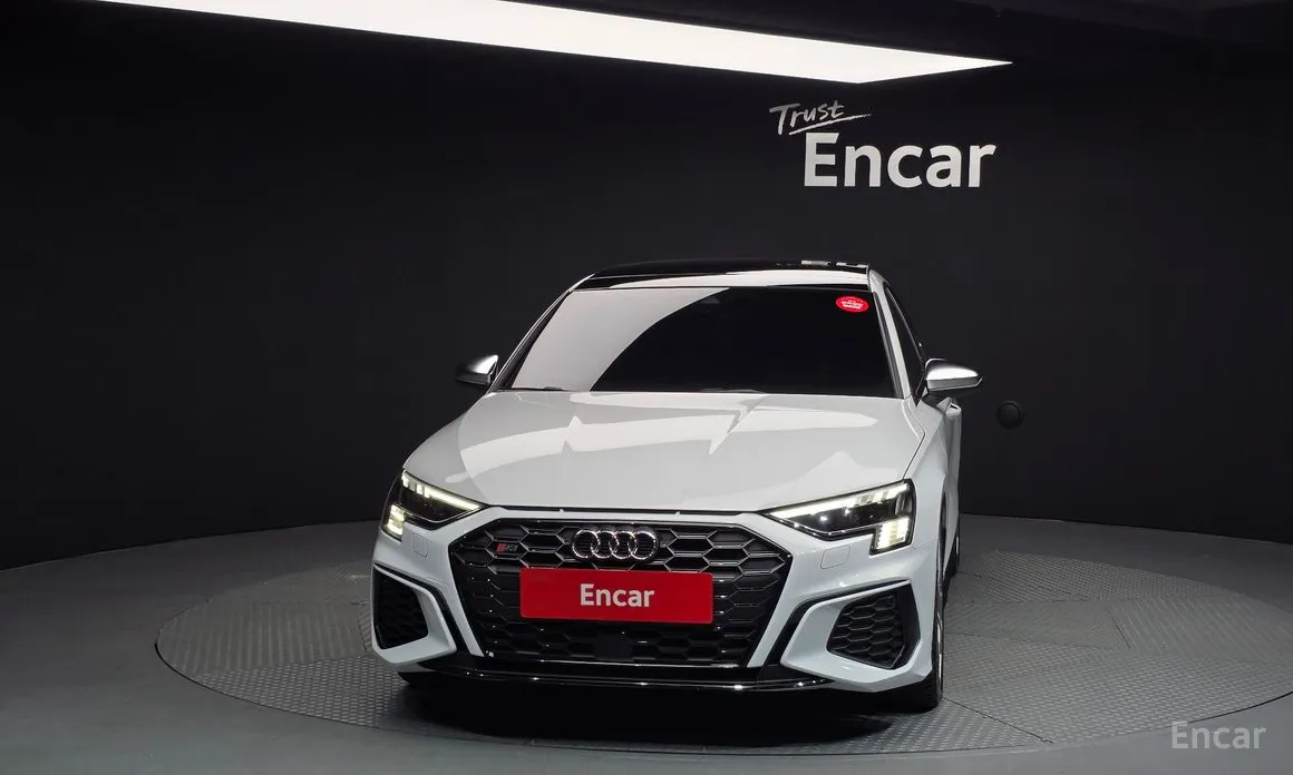 Фото 3 - Audi S3