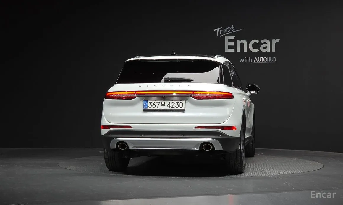 Фото 4 - Lincoln Corsair