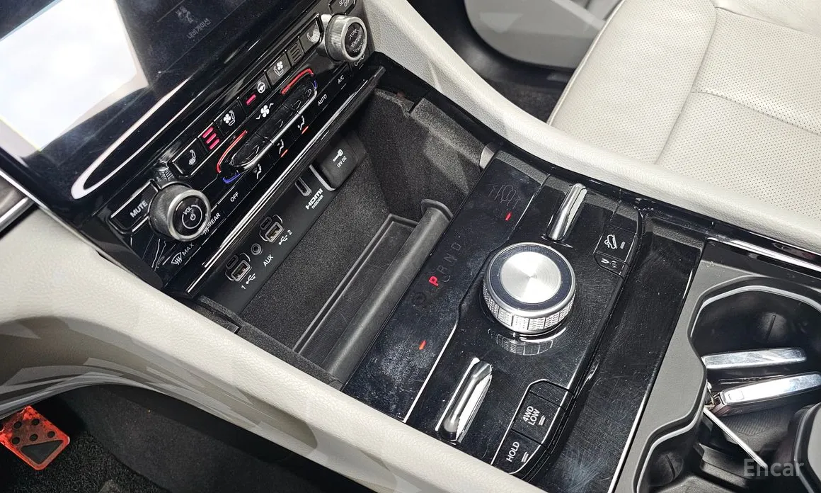 Фото 9 - Jeep Cherokee