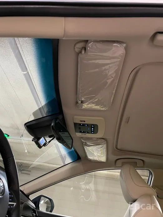 Фото 6 - Toyota Camry